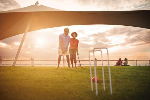 Celebrity Cruises The Lawn Club 7.jpg